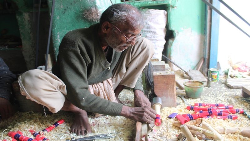 गांवों के पढ़े-लिखे युवा बनेंगे शिक्षक, हुनरमंद स्कूलों में देंगे कला का प्रशिक्षण
